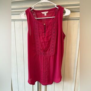 Sleeveless Lace Detail Blouse